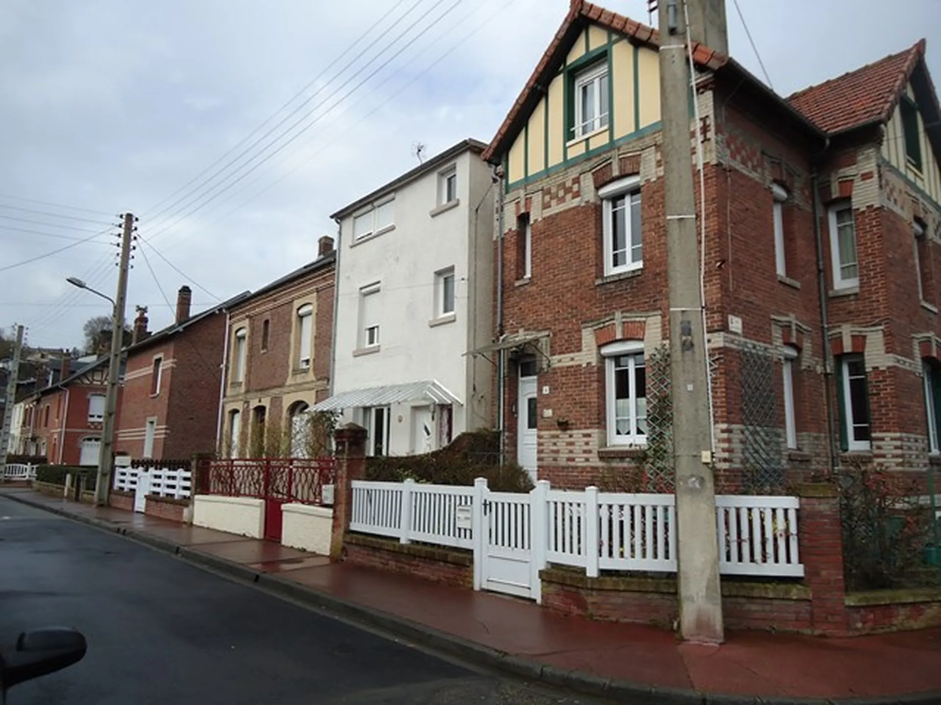 Maison dans quartier résidentiel de Dieppe
