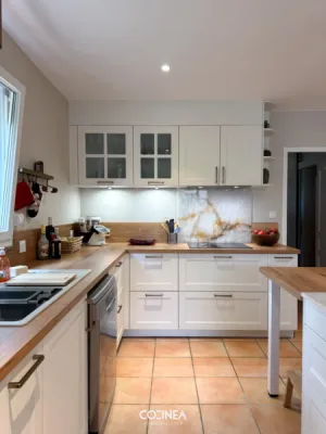 Cuisine Häcker RAVEN RAVENNA sur-mesure blanc mat et bois à Pibrac (31)