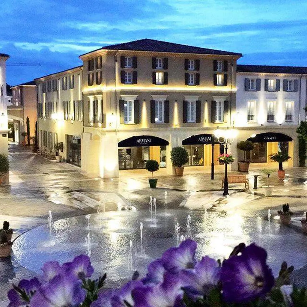 Comment se rendre au village des marques McArthurGlen Provence au départ de la gare de Marseille saint Charles ou de la gare d'Aix en Provence TGV
