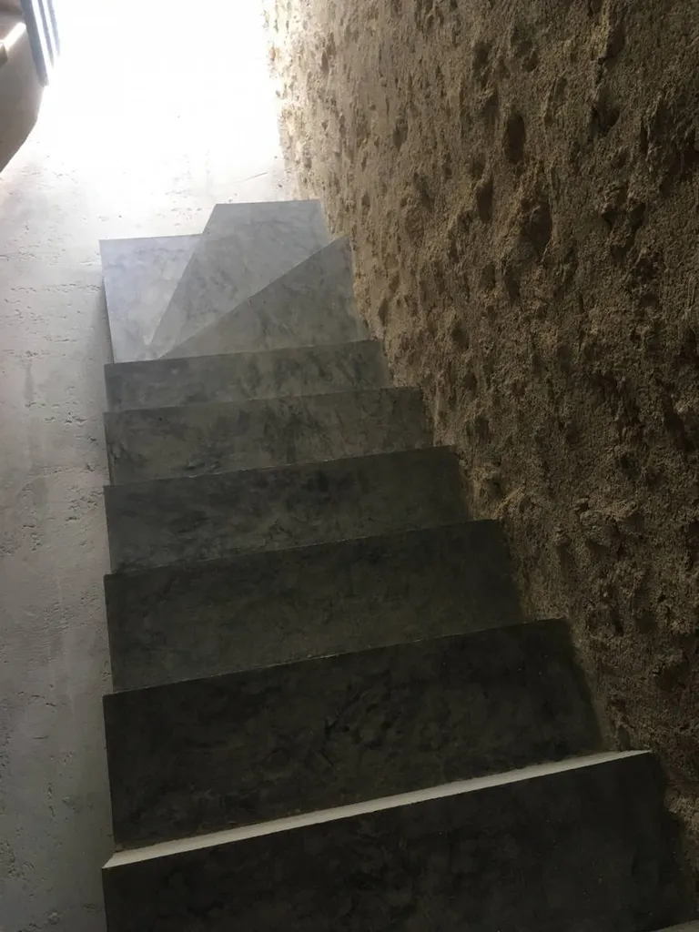 Réalisation d'un escalier en béton dans une maison de ville à Salon de Provence