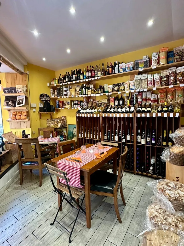 Zia Concetta Castellane : Epicerie fine, cave à vins 