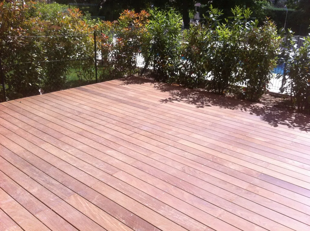 Réalisation de terrasse en bois exotique Ipe à Bouc Bel Air