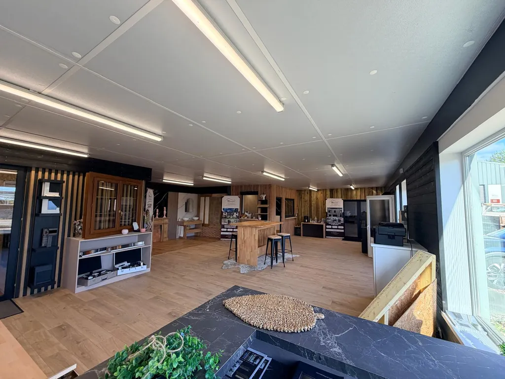 Menuiserie & Tradition, atelier de menuiserie artisanale pour projets sur-mesure d’ossature bois et aménagements intérieurs près de Dieppe