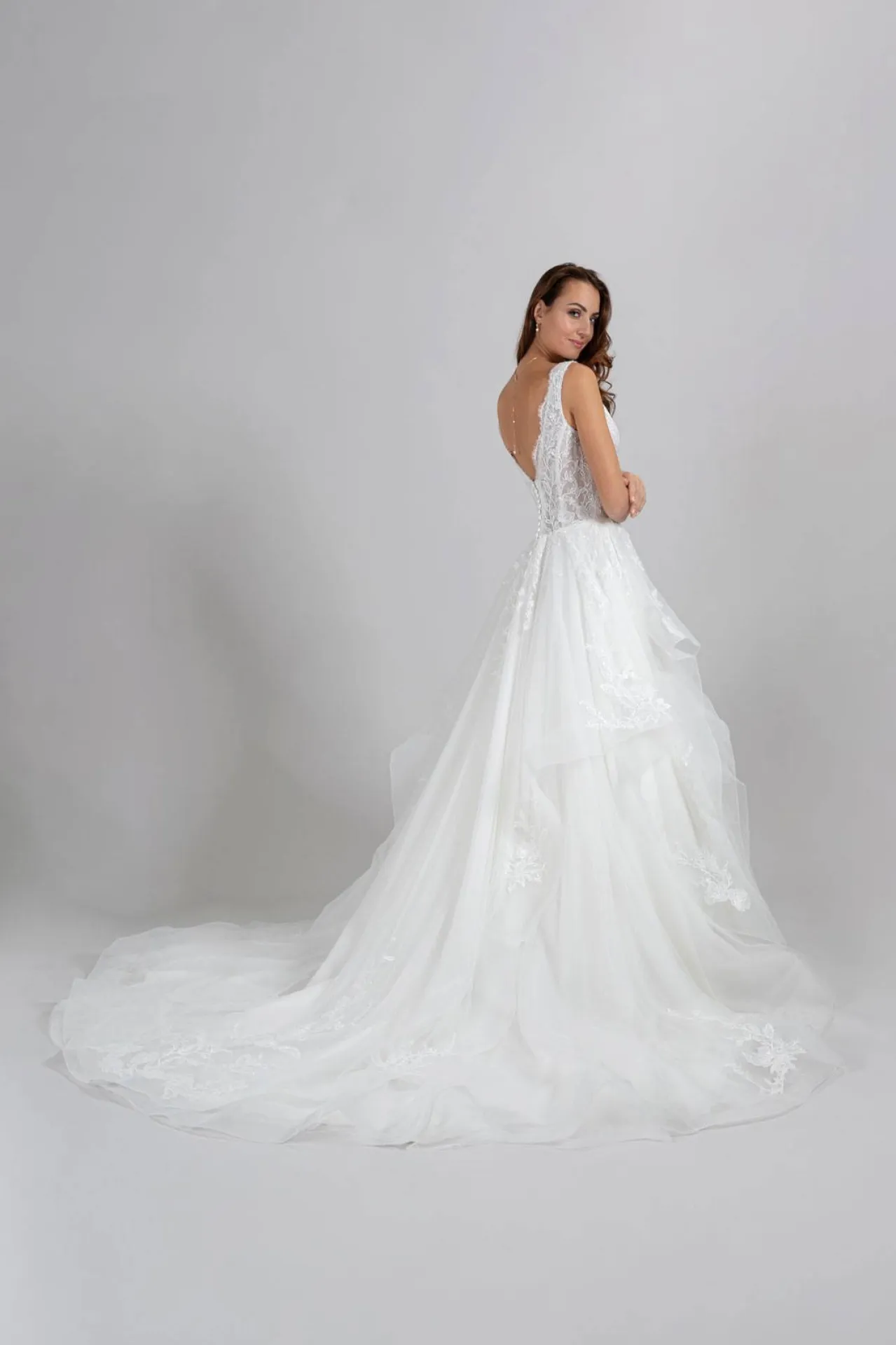 robe de mariée décolleté dos proche de Toulon