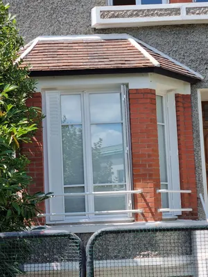 Rénovation des fenêtres extérieurs en bois et volets persiennes métallique en région parisienne 