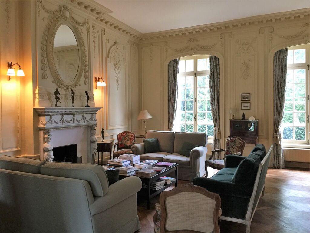 CHÂTEAU DU XVIème SIECLE LYONS-LA-FORET, Eure 27480