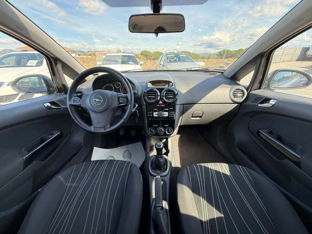 OPEL CORSA 1,2L 80CV Essence / Gpl Édition 111 jahre