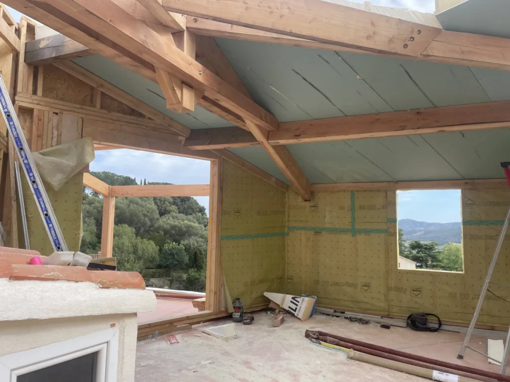 Entreprise spécialisée en travaux d'extension et surélévation en ossature bois à Bormes-les-Mimosas Var
