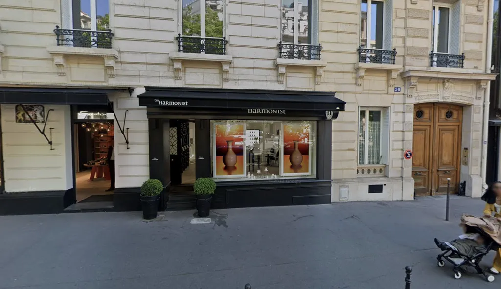 Location - Boutique 171 m², Champs-Élysées, Avenue George V 75008 PARIS