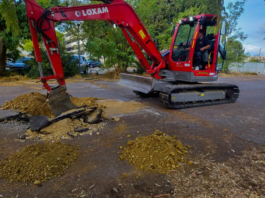 Sondages de sol à la pelle mécanique