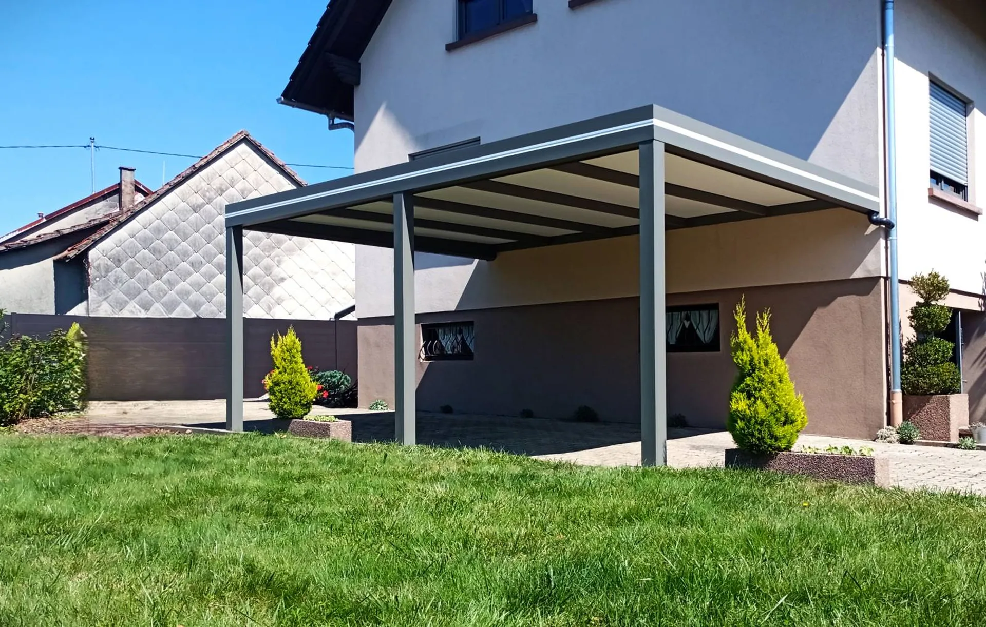 Carport en aluminium