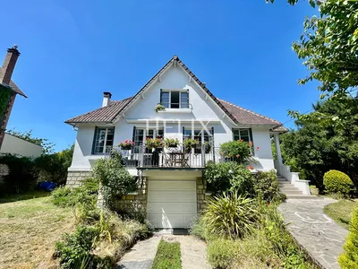 Houilles centre-ville maison recherchée avec grand terrain plat proche gare