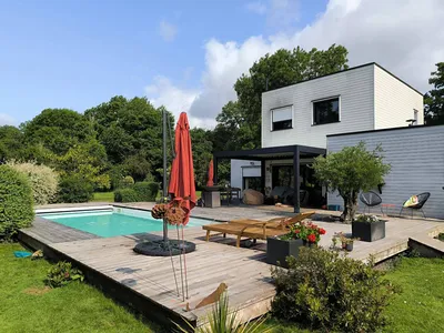 A VENDRE - Entre Cormeilles (27260) et Blangy le Château (14130)– Maison contemporaine, 4 chambres avec piscine, dans un cadre exceptionnel.