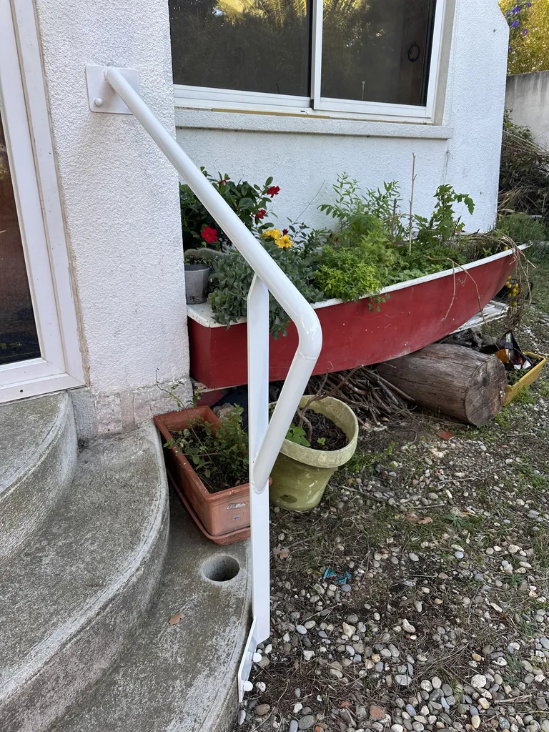 RAMPE POUR ACCES SECURITE FER FORGE AIX MARSEILLE 213 AVEC POSE 