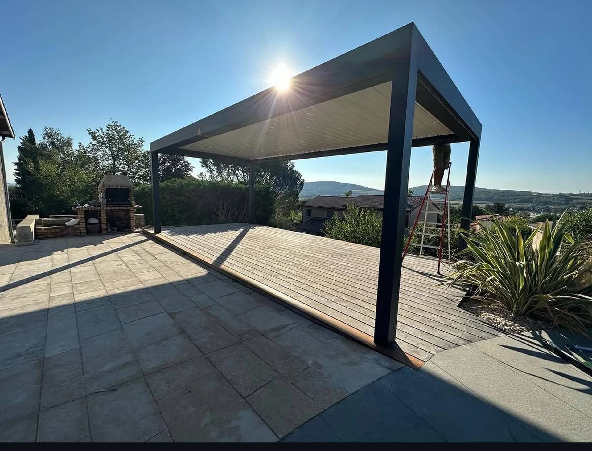 PERGOLAS BIOCLIMATIQUES A PUYRICARD