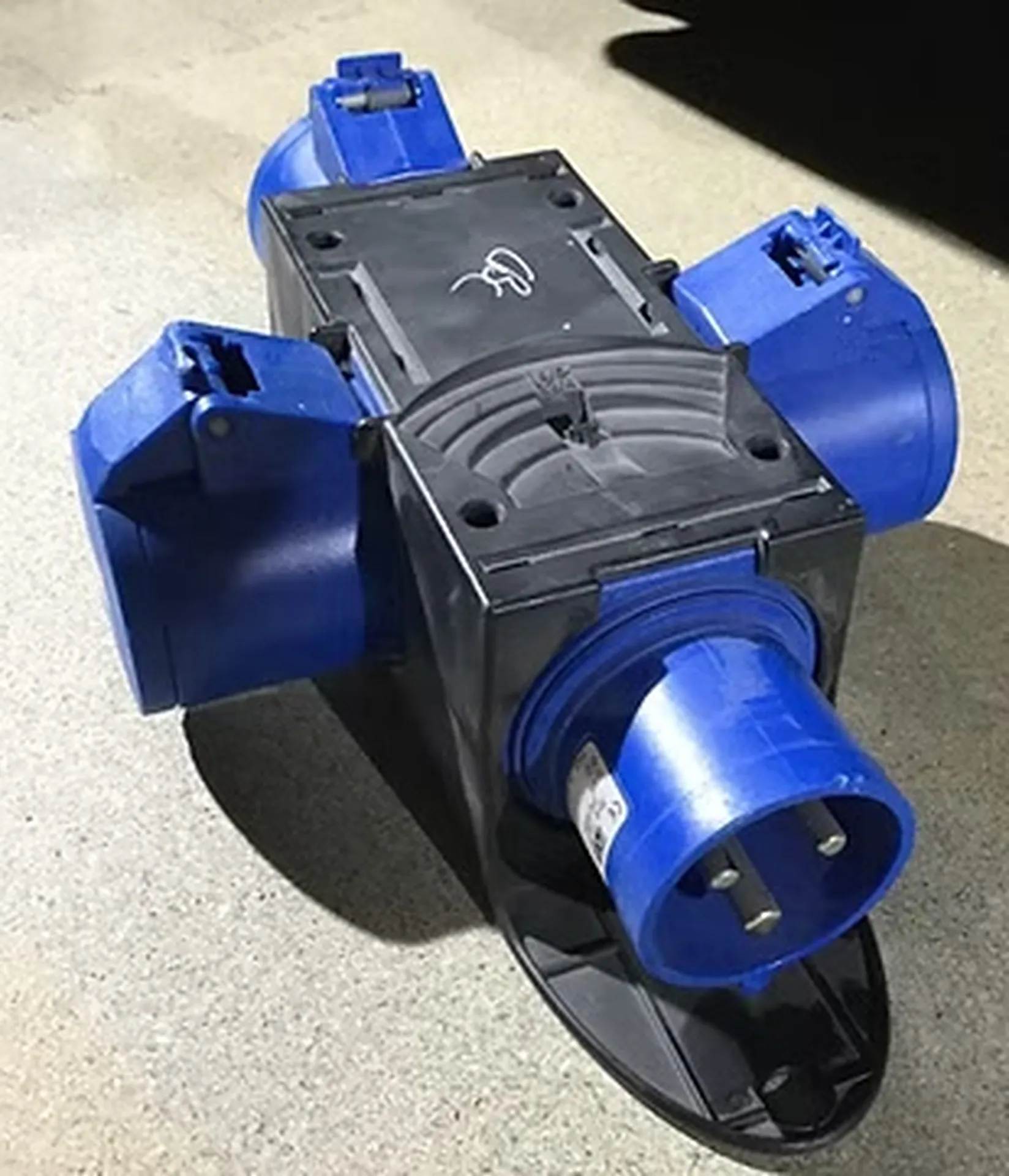 MULTIPRISE 32 A MONO