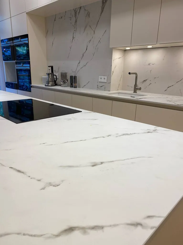 Cuisiniste à Givors pour installer un plan de travail en granit