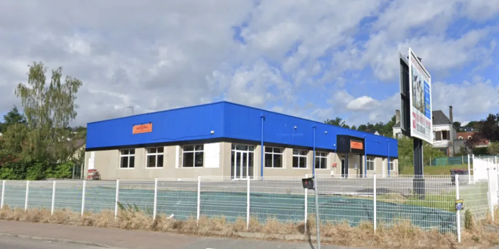 MONTIVILLIERS - LOCAL D'ACTIVITE DE 900 m²