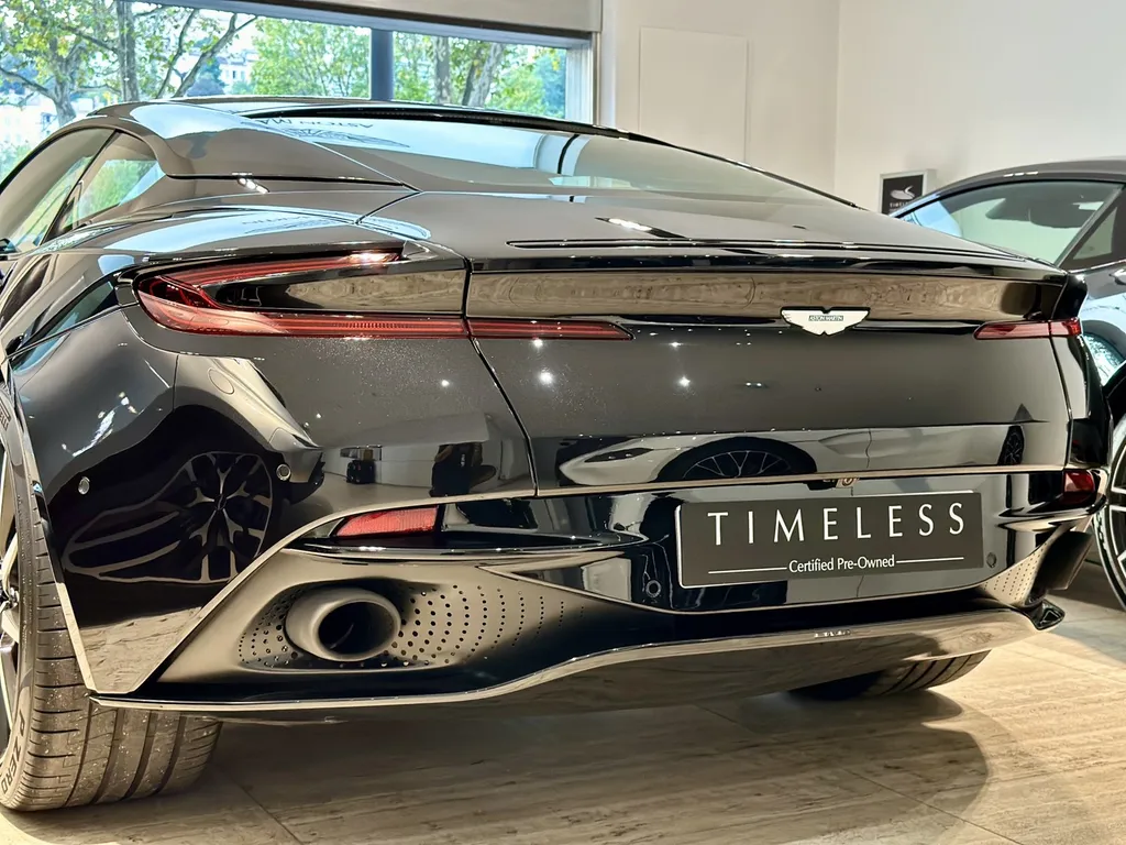 DETAILING Lyon protection traitement céramique Lyon film de protection PPF Lyon Aston Martin 