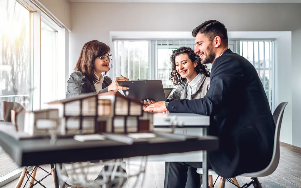 Sébastien Pagès, votre conseiller immobilier indépendant IAD, expert du marché local et estimation immobilière fiable dans le Var