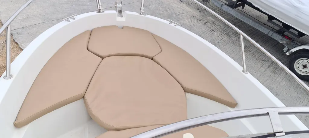 Estimation prix vente bateau d'occasion Cap Camarat 5.1 CC Style avec remorque Bandol Var