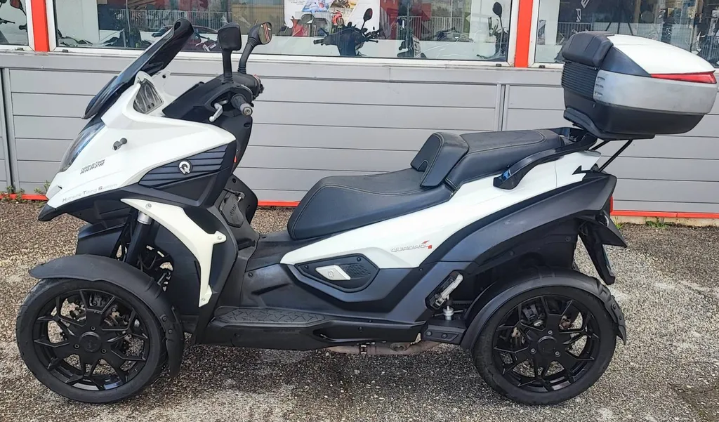 SCOOTER OCCASION QUADRO 4 DU 06/2016 AVEC 32100 KM