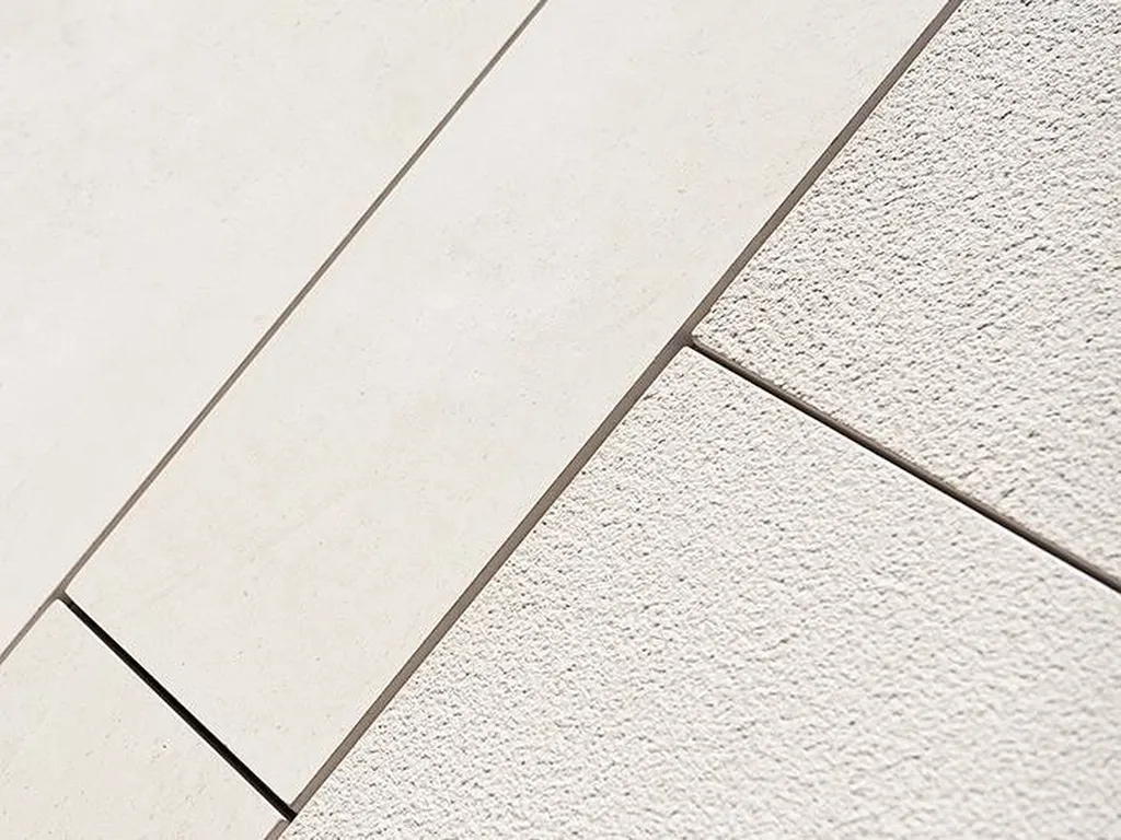 MARGELLE PISCINE EN PIERRE NATURELLE MOLEANOS 