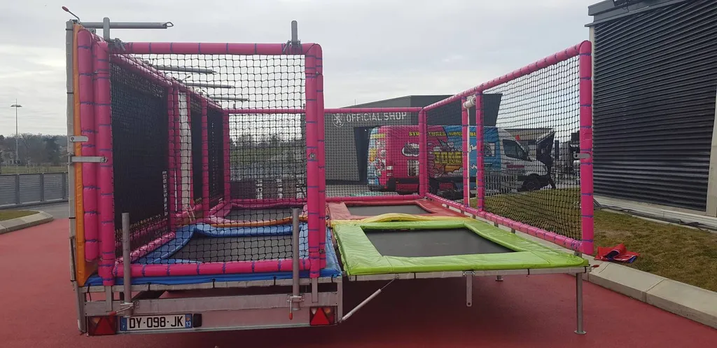 location et installation trampoline mobile à Paris et partout en France