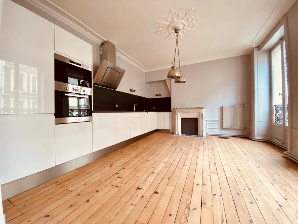 Acheter un appartement haussmannien T4 en plein coeur du centre ville de Rouen (76) 