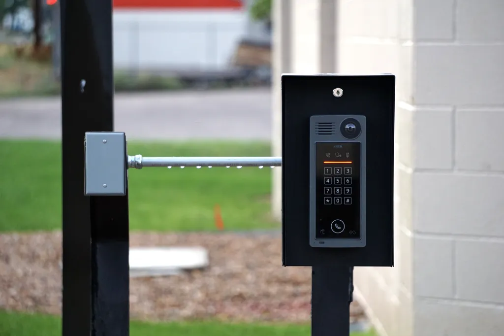 Installateur de visiophone et d'interphone vidéo à Lyon pour le portail de votre maison