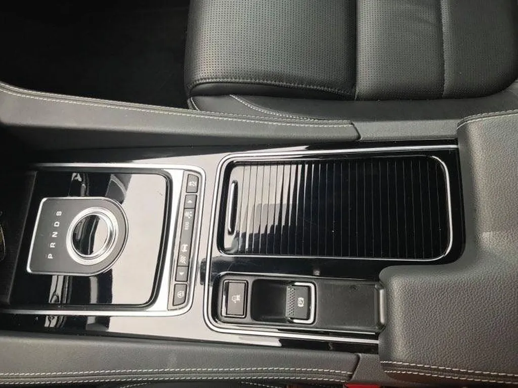 JAGUAR F-Pace occasion récente en Aquitaine