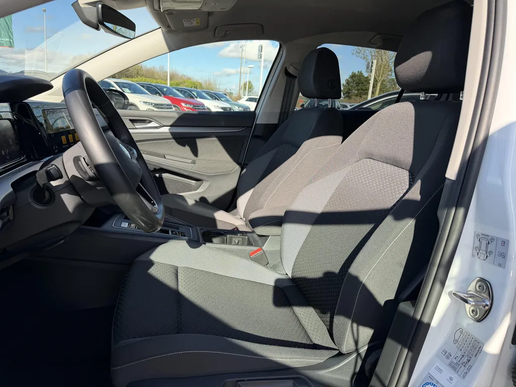 Achat Volkswagen Golf 8 d'occasion TDI 150 DSG7 à La Frénaye proche Le Havre et Rouen chez Myauto.fr