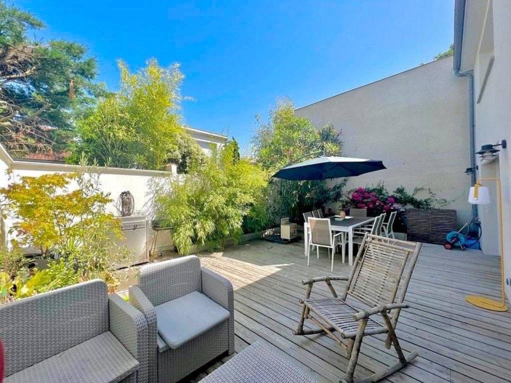 Terrasse agence immobilière Arnaud Droulers immobilier