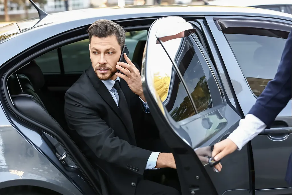 Réservez votre transfert avec un chauffeur privé de prestige aéroport ou gare de Marseille Saint Charles