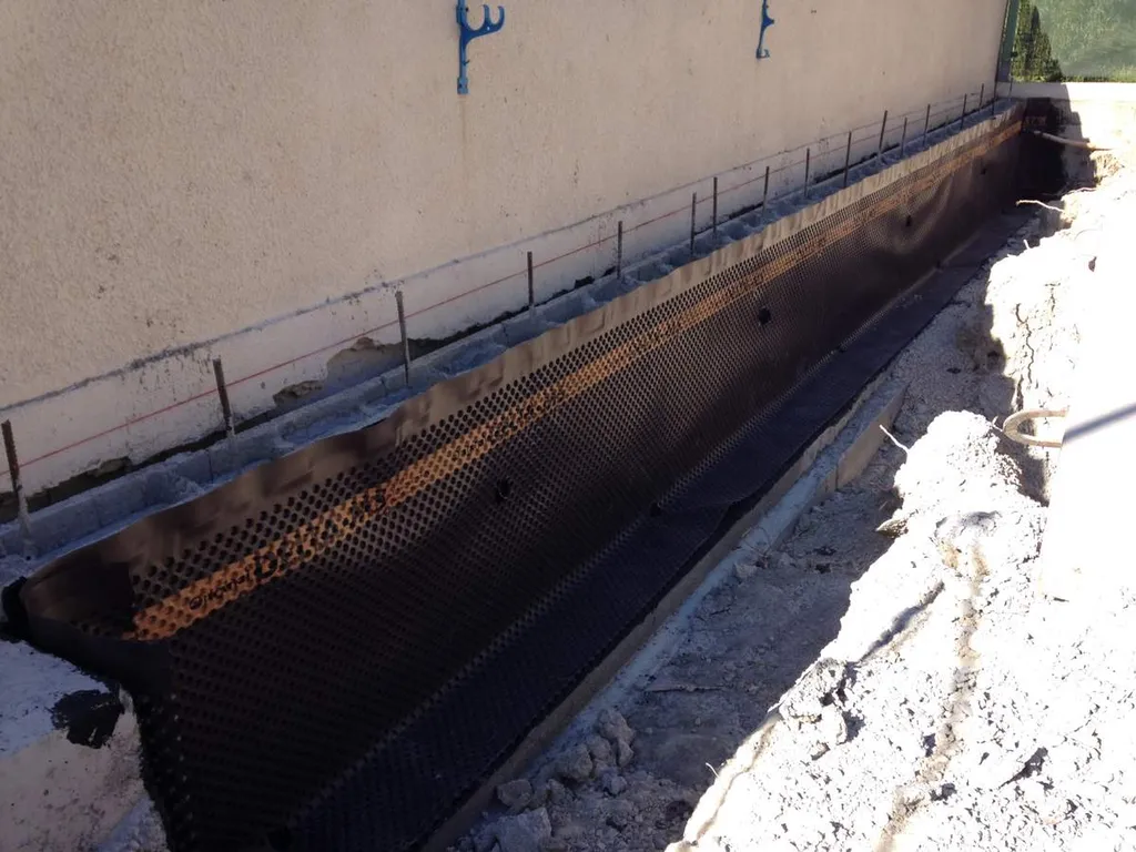 Mur de soutènement - Rénovation des terrasses et abords d'une piscine à Ensuès-la-Redonne 13820