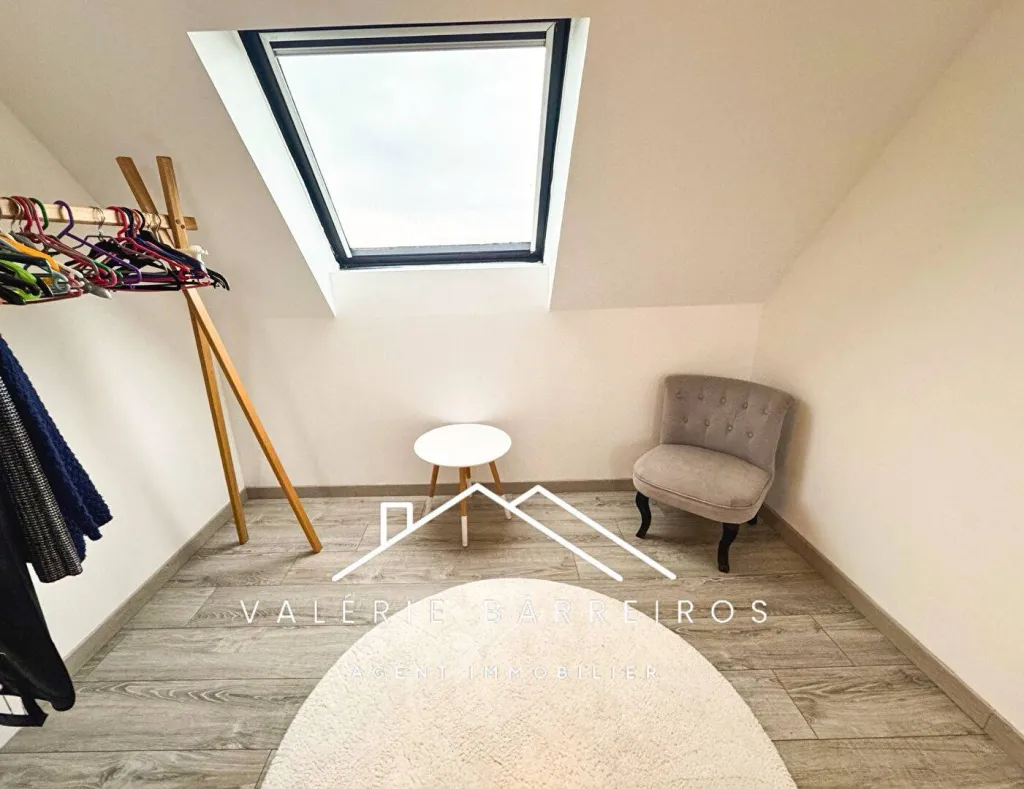 A acheter maison de 122 m² édifiée sur 600 m² de terrain sur la commune de LA LONDE 76500