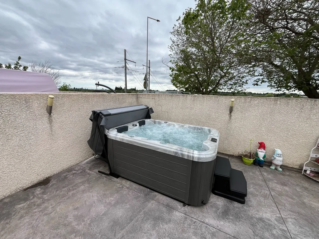 Installation d’un spa Be Well 0347 à Marguerittes