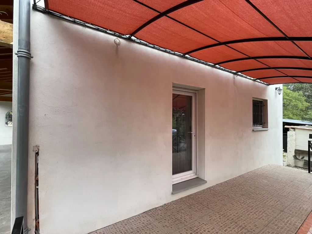 Ravalement de façade en Pierre d’une terrasse à Corneilhan proche de Béziers