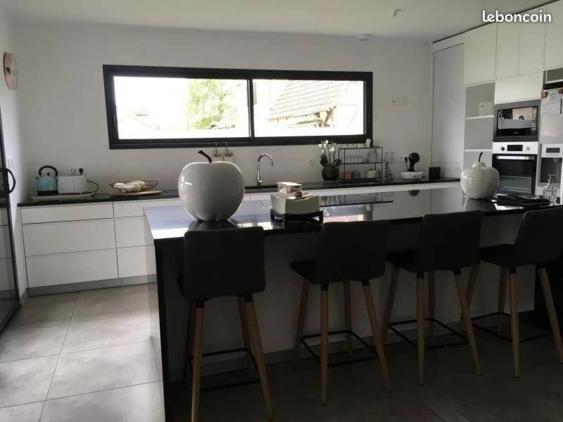 MAISON CONTEMPORAINE 27370