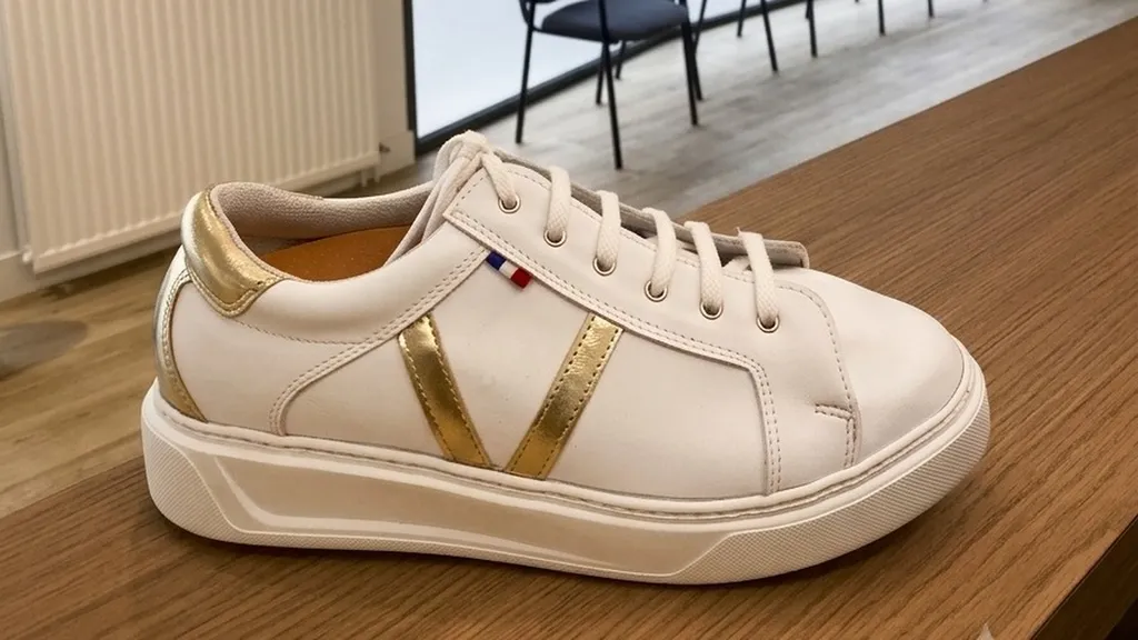 Fabricant de chaussures orthopédiques pour déficit du muscle releveur du pied steppage