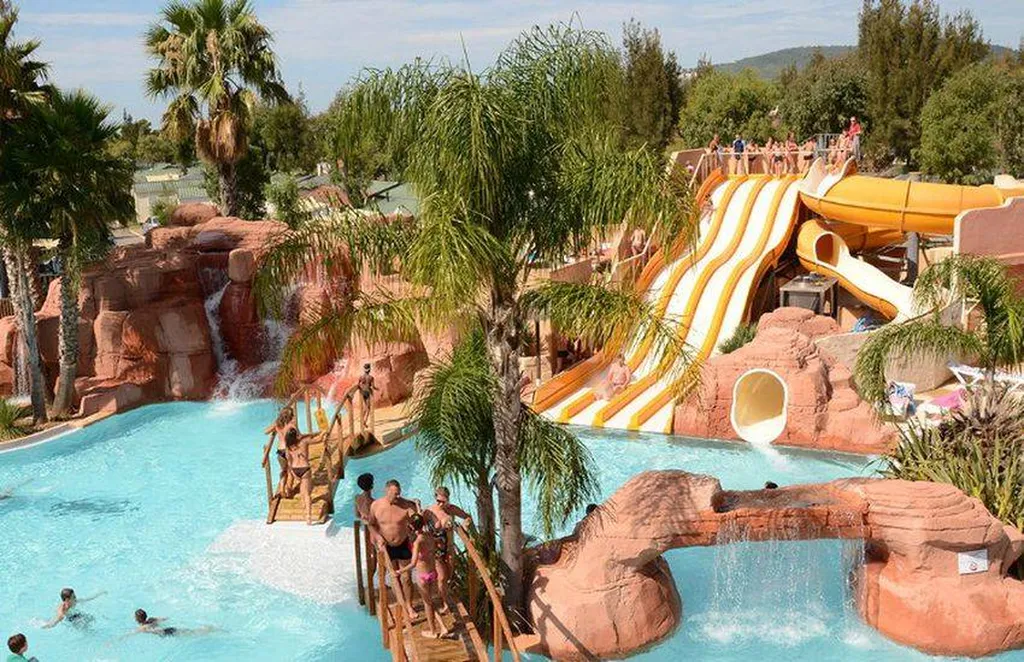 Hébergement de plein air Hyères Camping Tikayan Les Palmiers