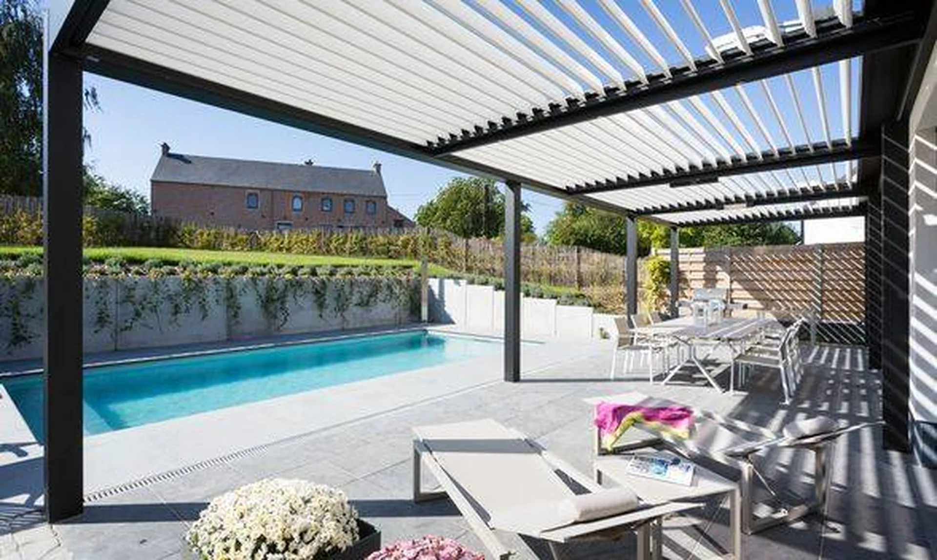 pose et installation d'une pergola sur mesure pour villa à Haguenau