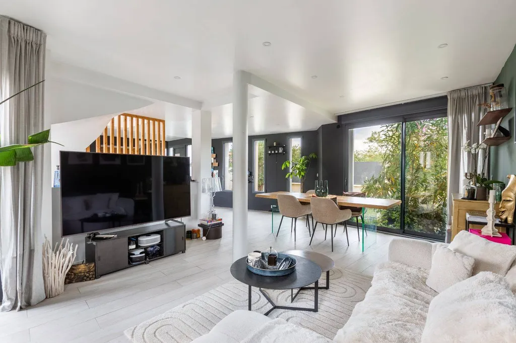A vendre Maison contemporaine avec jardin à Chatou 78