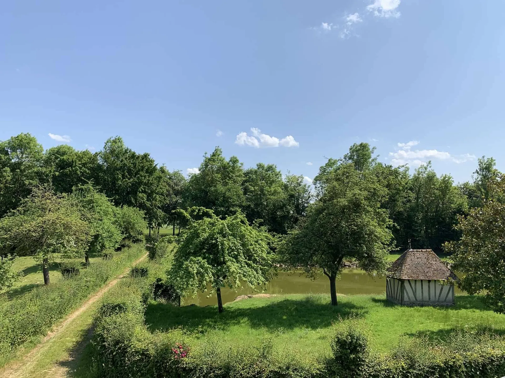 Manoir fermier sur 2.3 ha