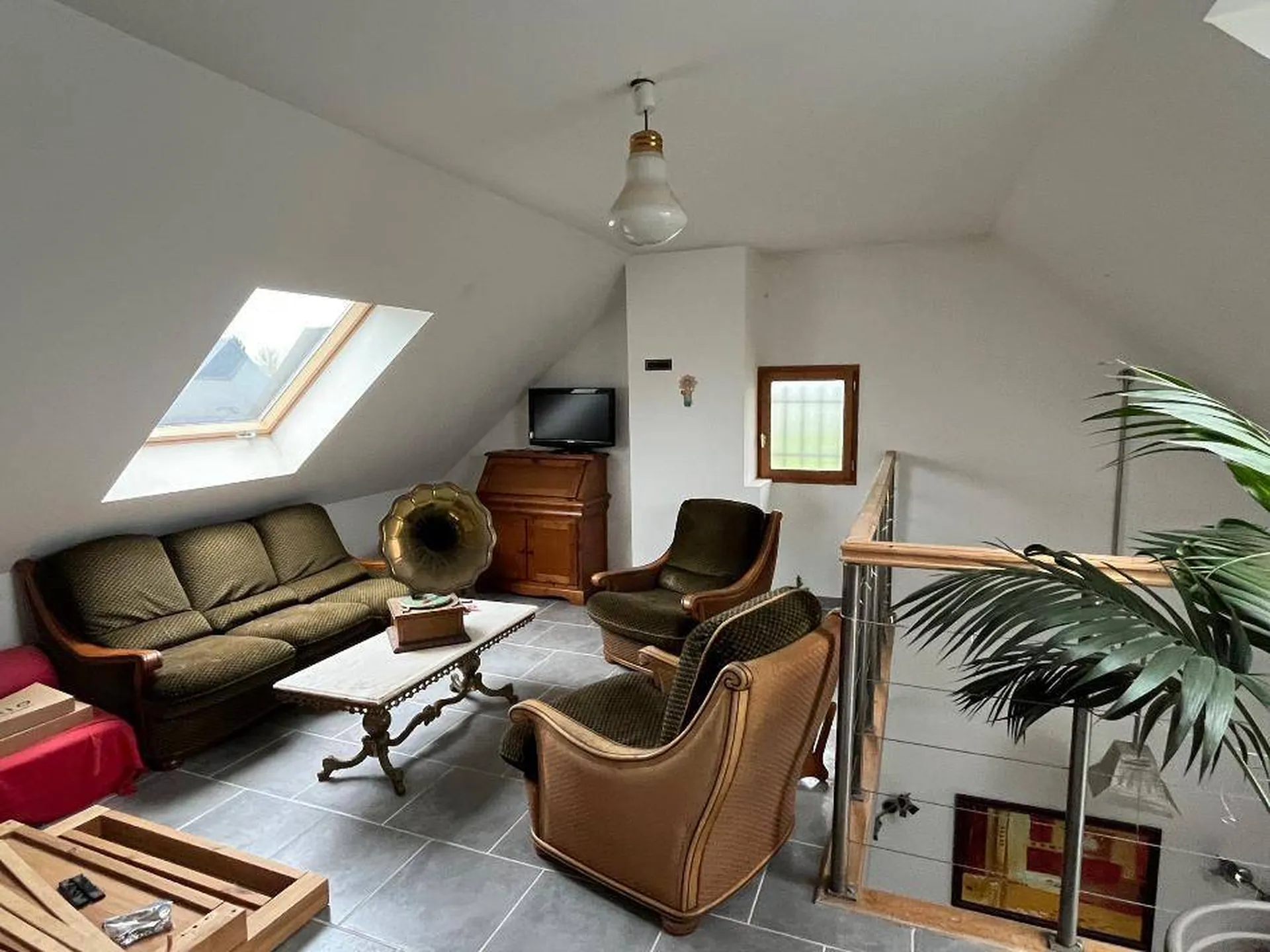 A vendre, pavillon viable de plain pied, situé à vatteville la Rue