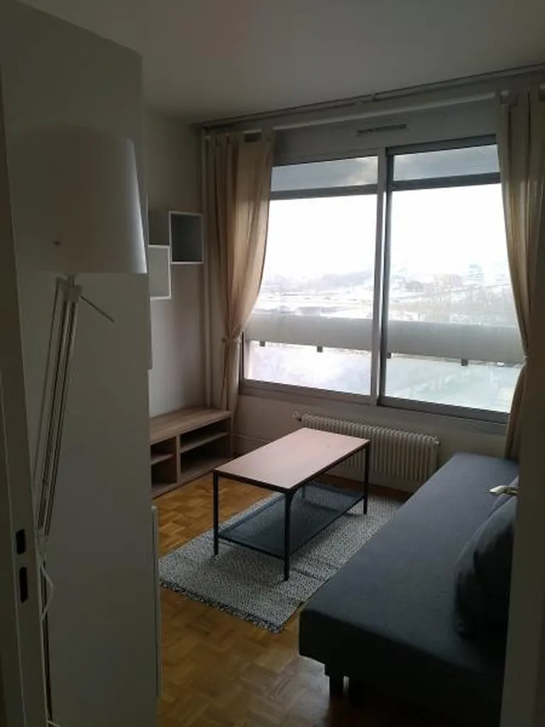STUDIO MEUBLE ROUEN - 1 pièce - 16.53 m2- 418€ charges comprises
