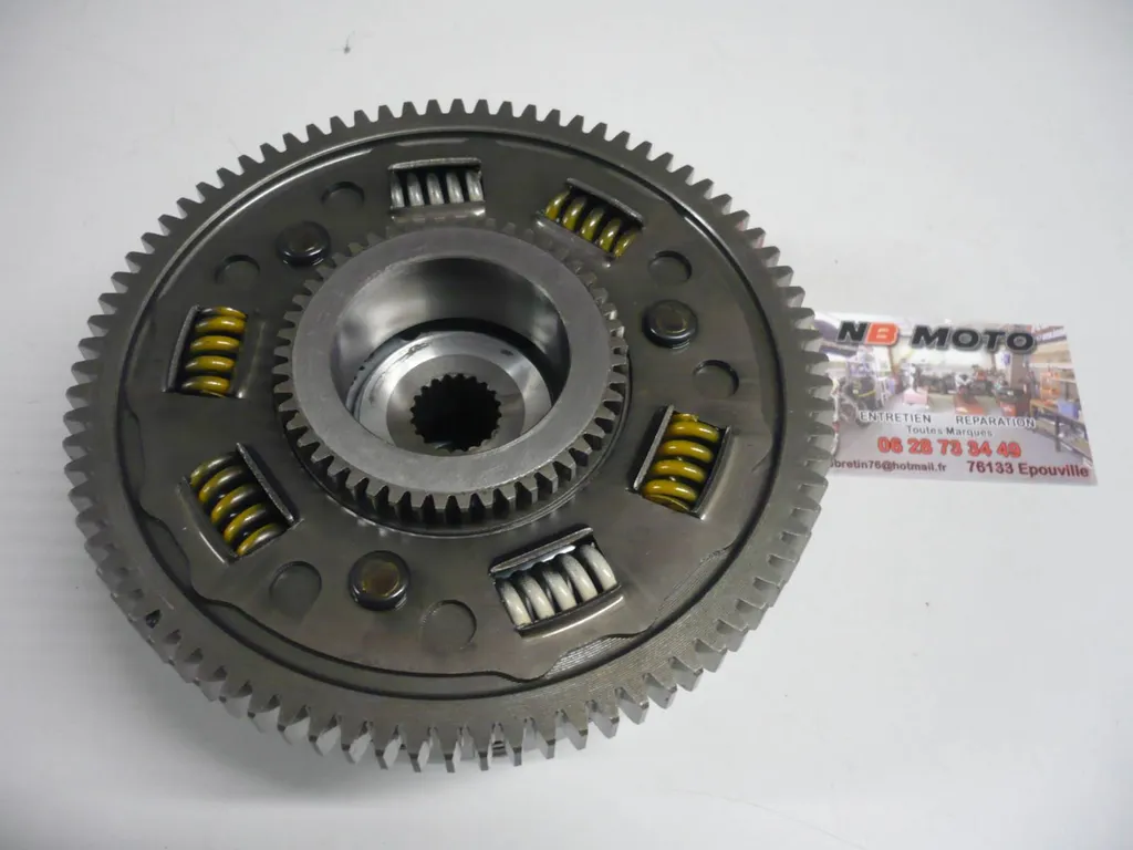 où trouver un embrayage complet pour 600 fazer 98/03