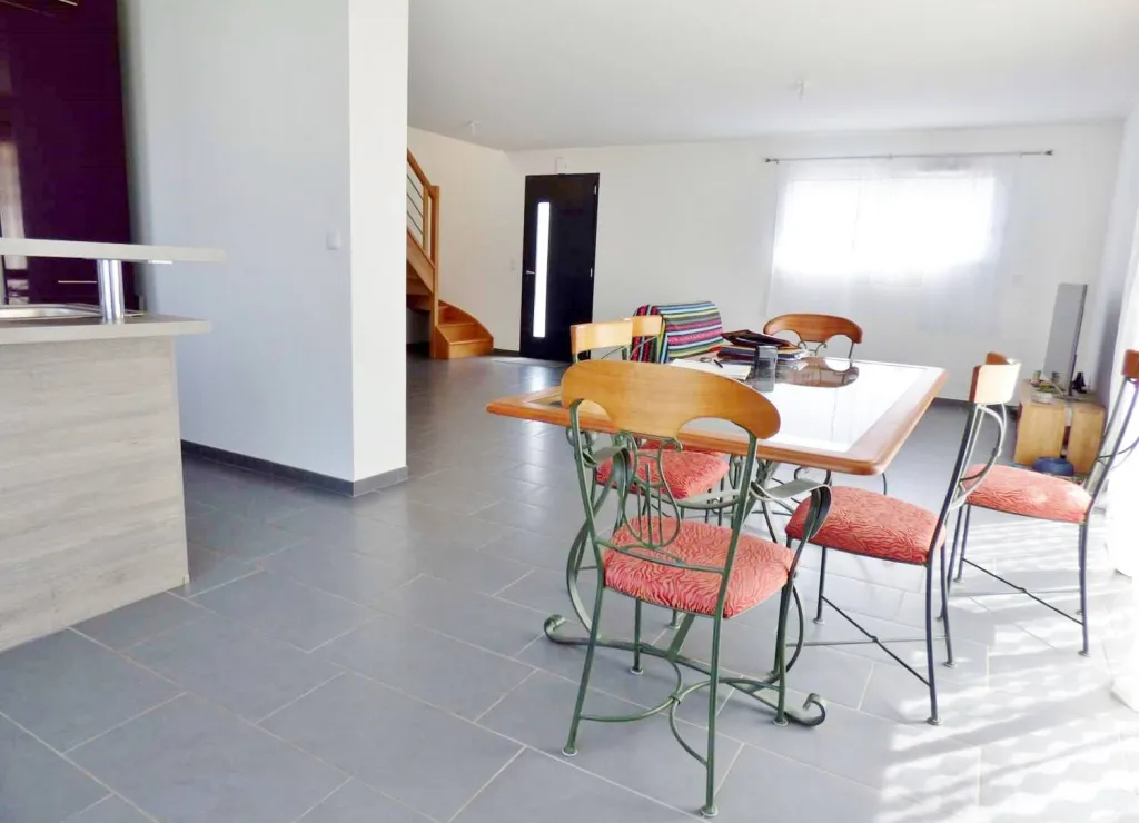 Vends pavillon 4 chambres dont 1 rdc avec jardin proche écoles proche st pierre lès elbeuf 76