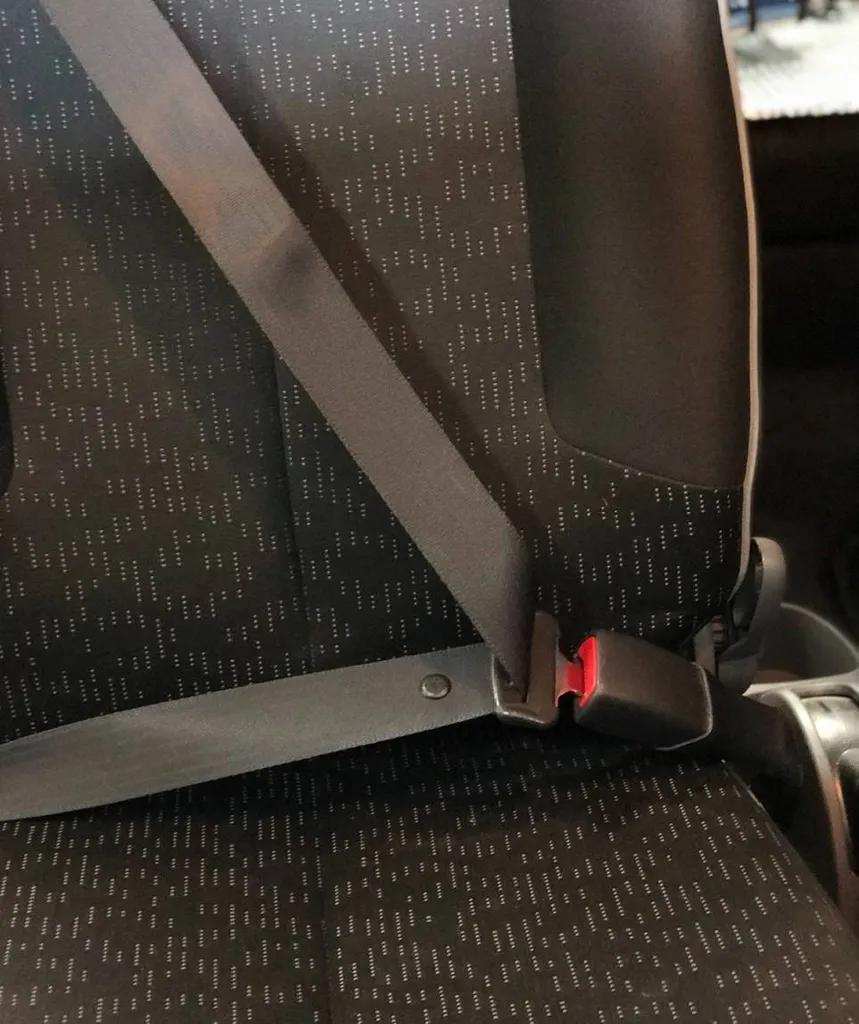 Toutes les ceintures de sécurité de votre véhicule sont inspectées chez Autosur Martigues 13 pour que vous rouliez en toute sécurité