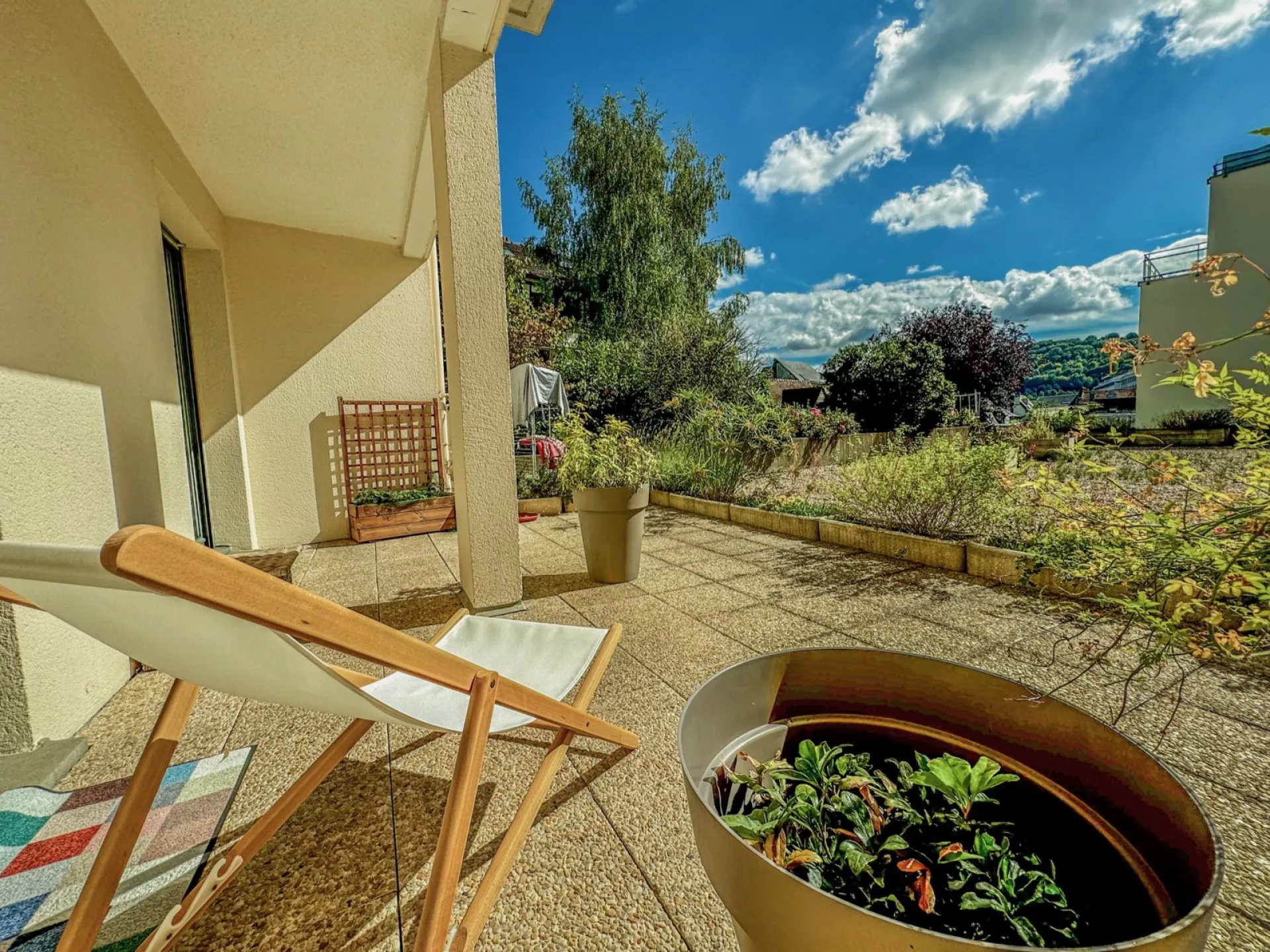 À vendre, appartement T3, avec terrasse de 35 m² et parking en option*